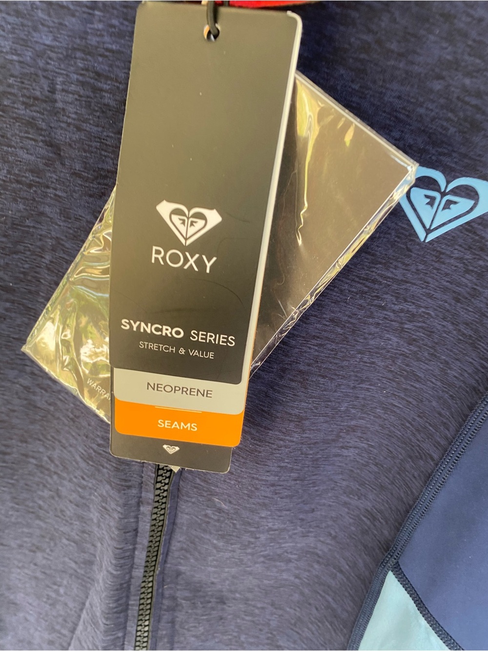 ROXY Women's SALT WATER Technical ZIP UP WETSUIT TOP /Hoodie KPGH Size 12 NWT - Picture 4 of 9
